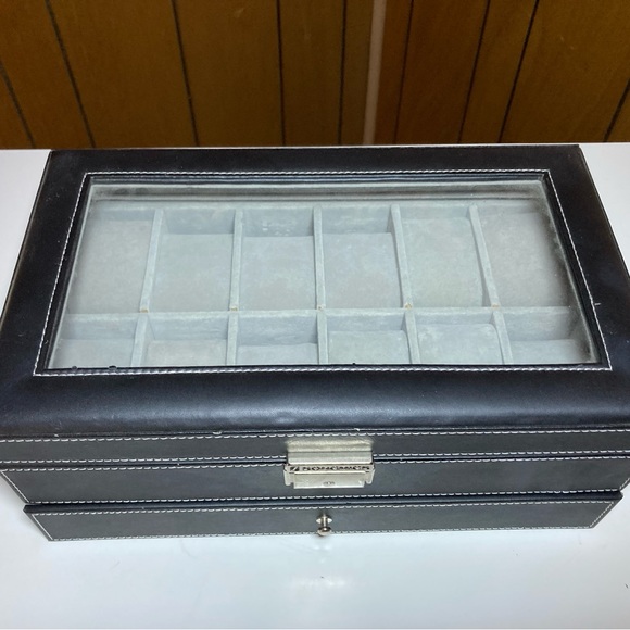 SONGMICS 12-Slot Watch Box, Lockable Watch Case with Glass Lid - Picture 3 of 4